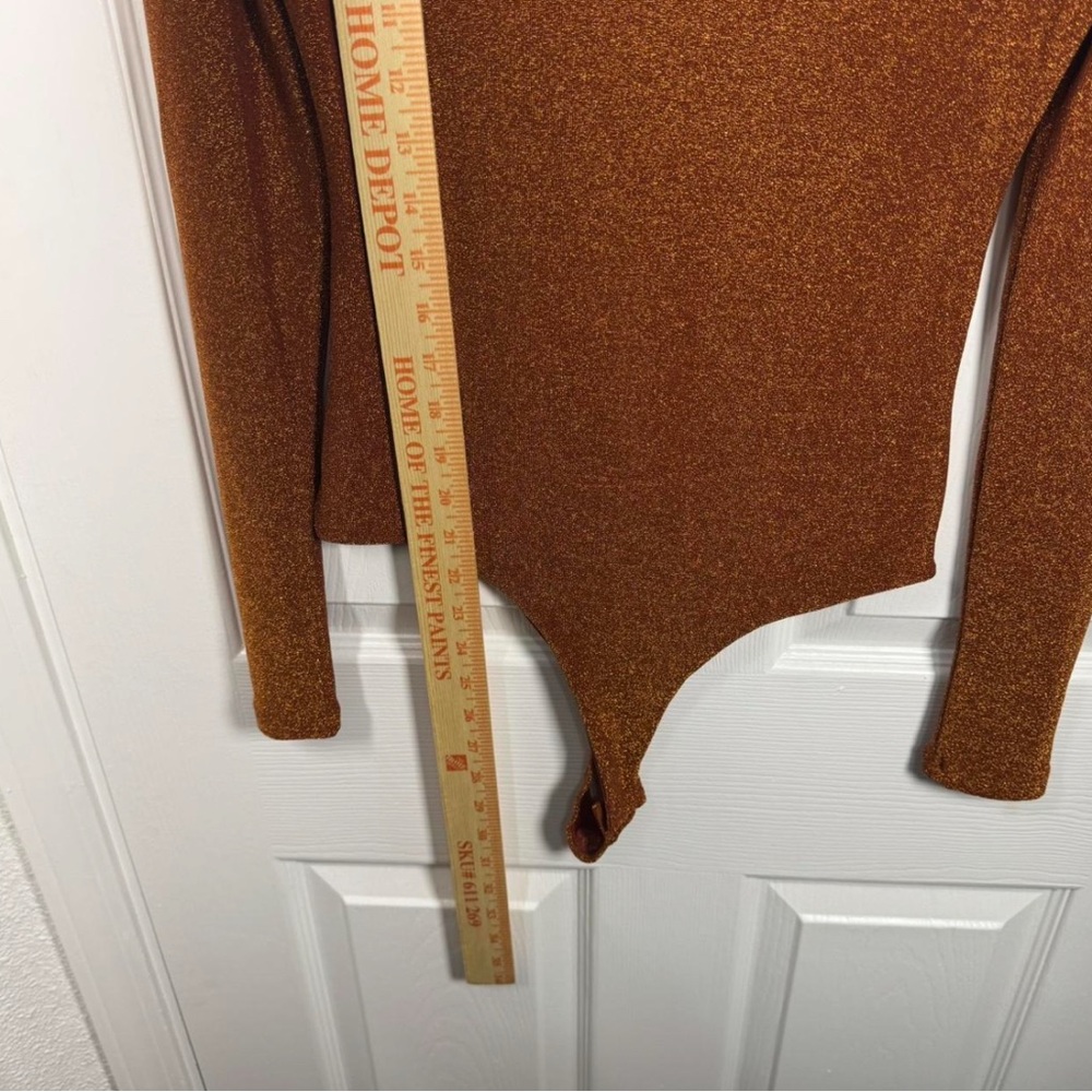 Elodie Copper Shimmer‎ V-Neck Bodysuit - Picture 4 of 5